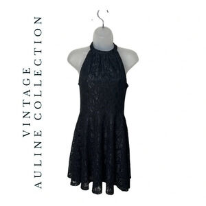 1294. VINTAGE AULINE COLLECTION FLORAL LACE MINI‎ DRESS SLEEVELESS HIGH NECK